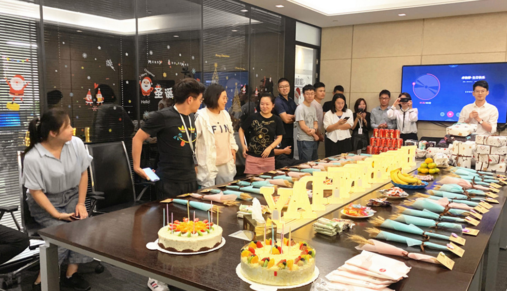 感恩金秋，共许未来——华东区域季度生日会