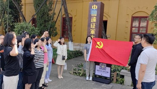 华夏阳光 | 忆峥嵘岁月 凝奋进力量